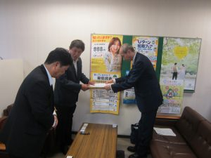 山口県産業労働部部長　小関浩幸氏、山口労働局長　名田裕氏、県教育委員会　教育長繁吉健志氏が協会事務局に来訪されました
